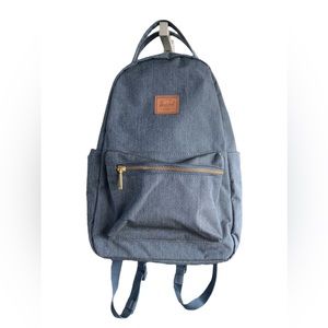 NWOT Herschel Small Backpack. Dimensions: 14.25''(H) x 10.25''(W) x 5''(D)